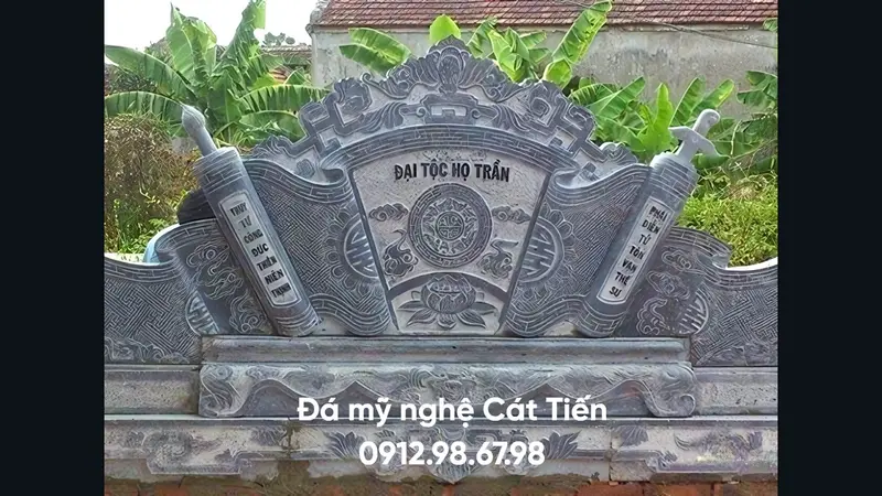 Các cụm từ Hán Việt ngắn gọn thường được khắc trên cuốn thư với ý nghĩa sâu sắc