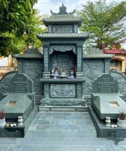 Lăng mộ đá xanh rêu thi công tại Thái Nguyên năm 2022