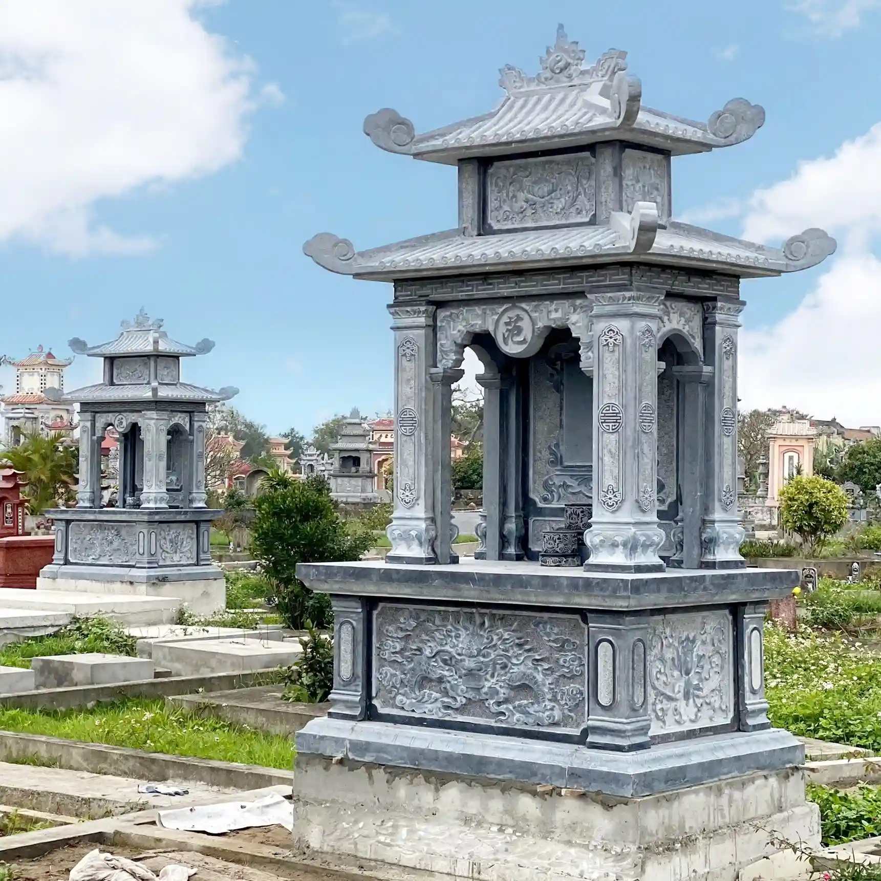 Công trình lăng mộ đá xanh đen CT48 thi công tại Tuyên Quang năm 2025