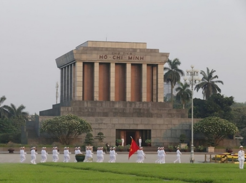 Lăng Chủ tịch Hồ Chí Minh