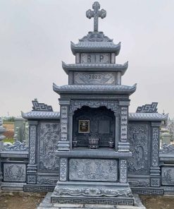 Công trình lăng mộ đá công giáo xanh đen thi công tại Hải Phòng năm 2023