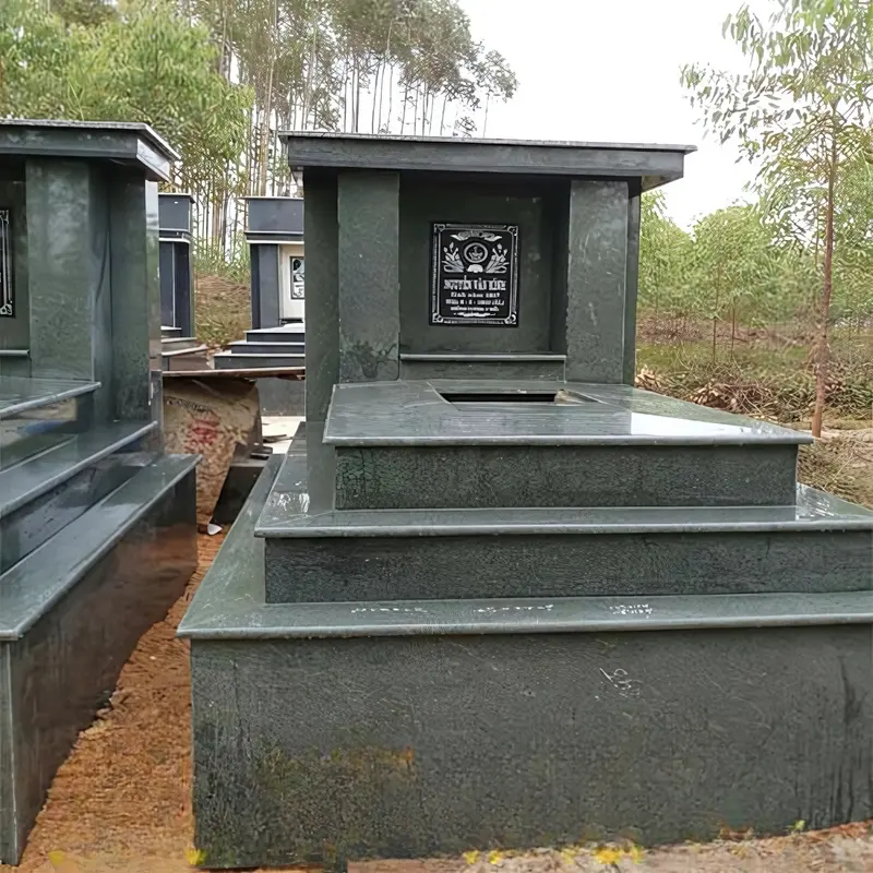 Mẫu lăng mộ xám đen, vừa giữ được nét trang nghiêm vừa sang trọng, tinh tế