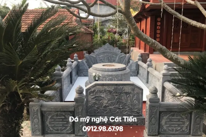 Đá mỹ nghệ Cát Tiến đảm bảo cung cấp mẫu mộ đá bền bỉ, chuẩn tâm linh và thẩm mỹ