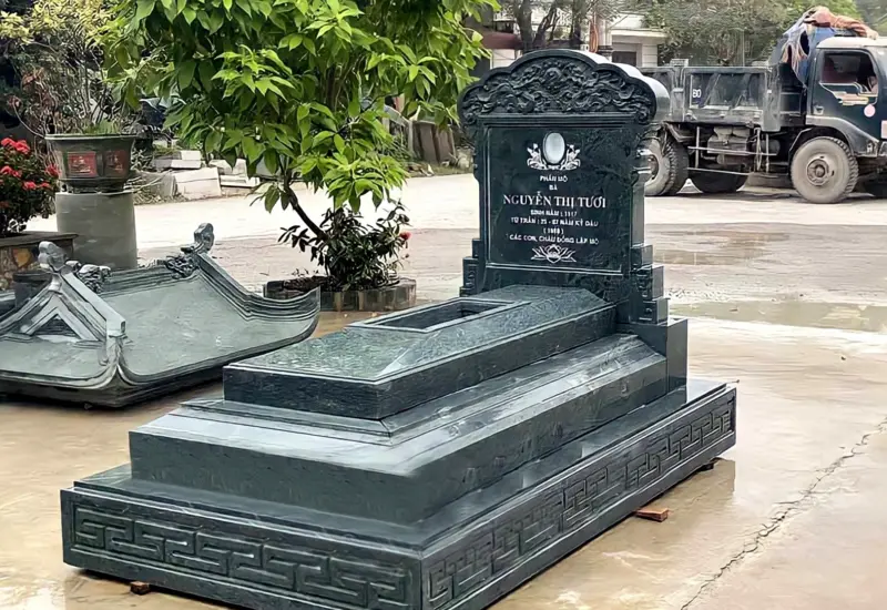 Mộ đá hoa cương