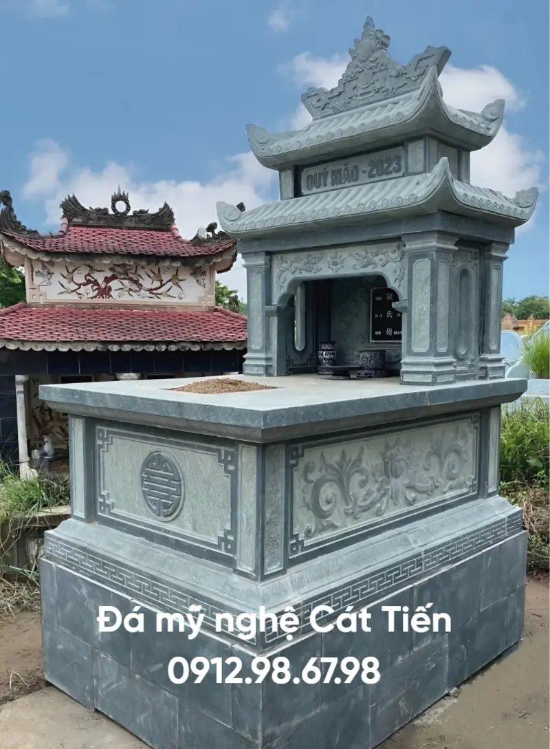 Mộ đá đơn nguyên khối tại Đá mỹ nghệ Cát Tiến với hoa văn tinh tế và giá hợp lý