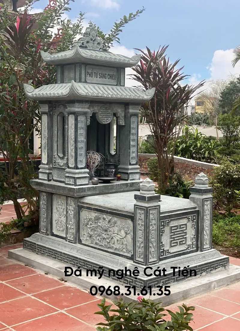 Đá mỹ nghệ Cát Tiến cung cấp sản phẩm Lăng mộ đá hai mái xanh rêu hoa văn chữ Hán