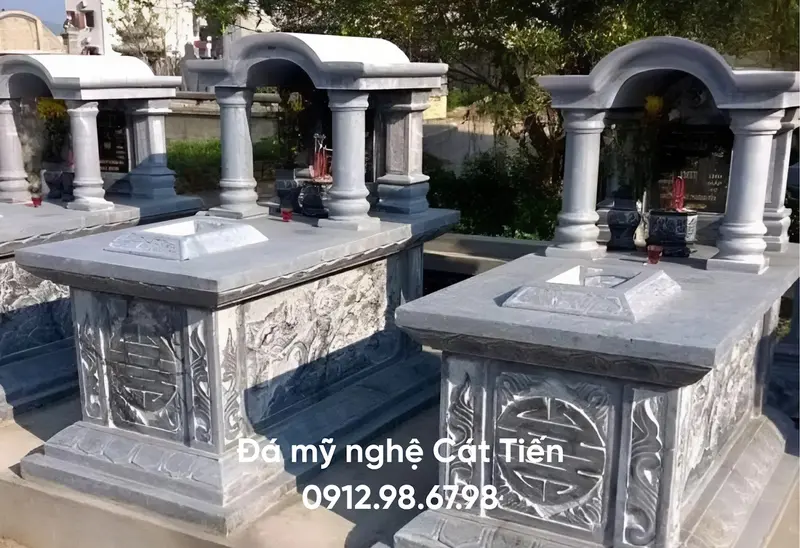 Mộ đá là nơi an nghỉ cho người đã khuất, mang nhiều ý nghĩa quan trọng, ảnh hưởng đến vượng khí và tài lộc của con cháu đời sau