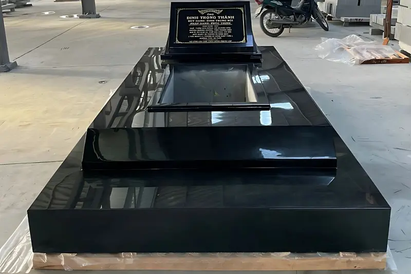 Mẫu mộ đá tam cấp bằng đá hoa cương chất lượng