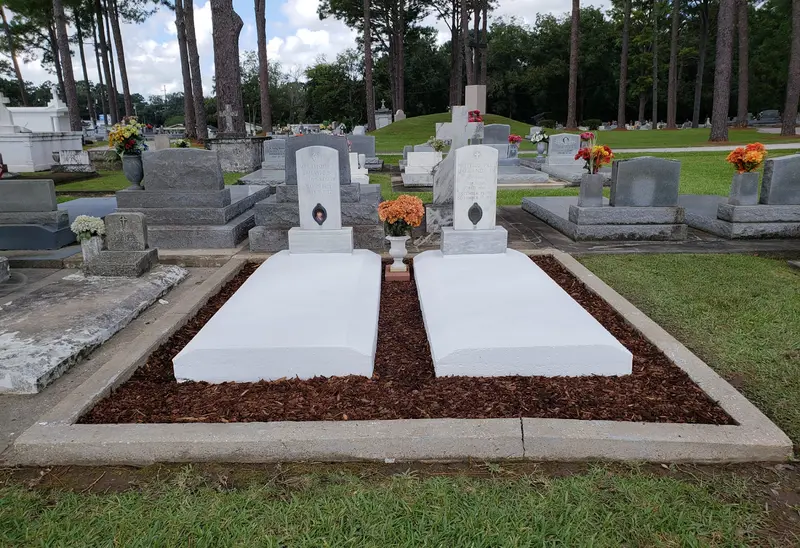 Chọn màu sơn mộ phù hợp sẽ giúp thu hút vượng khí, đem lại bình an cho c