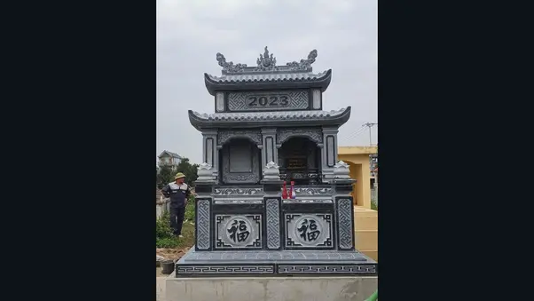 Hai mái tượng trưng cho sự bao bọc, che chở của tổ tiên dành cho con cháu trong cuộc sống