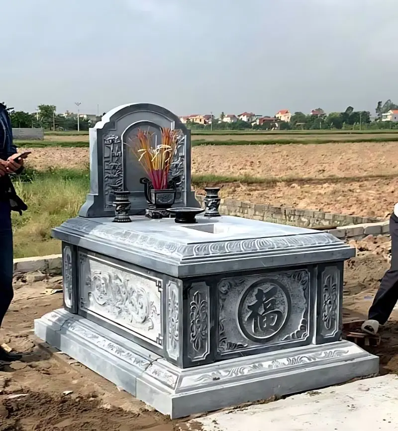 Mẫu mộ đá đơn giản dành cho một người hoa văn chữ Hán