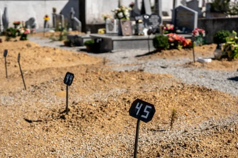 Khảo sát khu đất là bước đầu quan trọng để đảm bảo thiết kế chuẩn xác và hợp phong thủy 