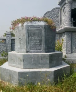 Góc đối diện mộ đá tròn Ninh Bình CT66