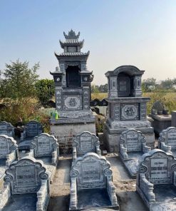 khu lăng mộ đá ct135