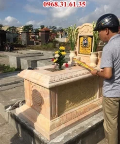 Mộ đá màu vàng không mái CT163