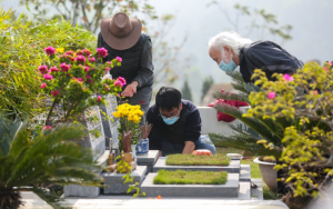 Văn khấn tạ mộ cuối năm