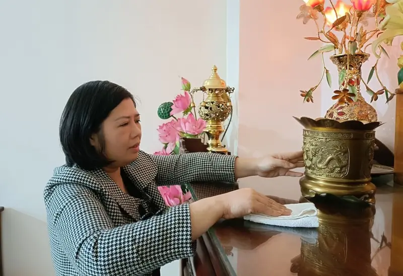 Bao sái bàn thờ đúng cách