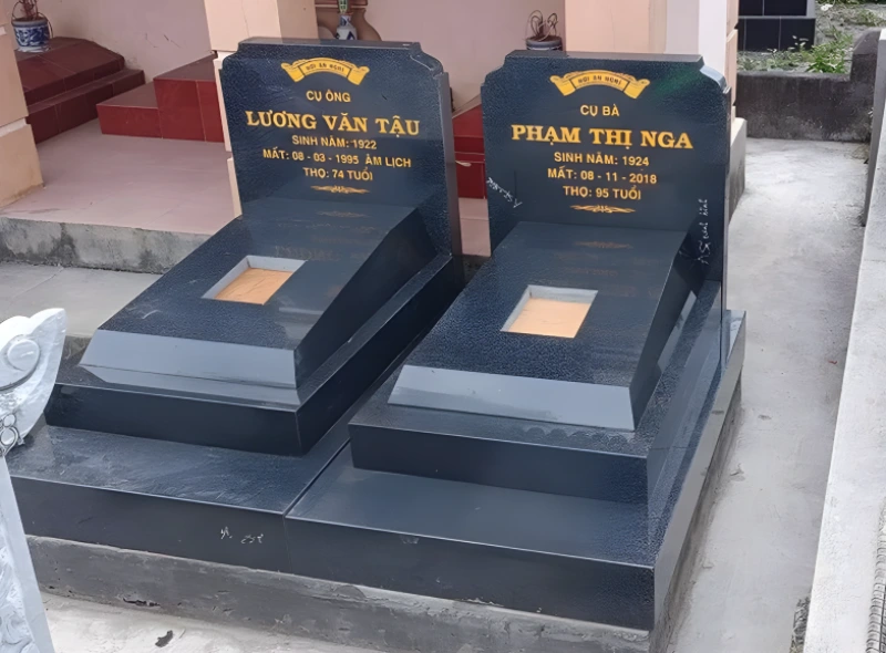 Thiết kế mộ đá được làm từ đá Granite đen