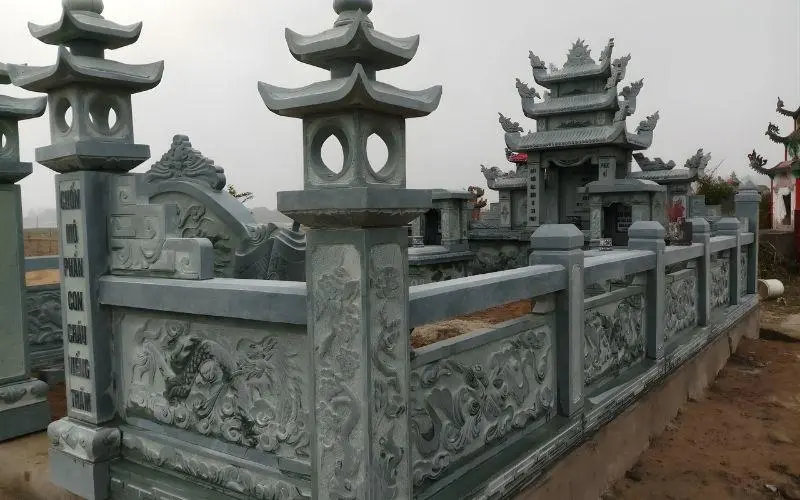 Đá mỹ nghệ Tiền Lộc Phát chuyên chế tác các mẫu lăng mộ đá truyền thống (Nguồn: Internet)