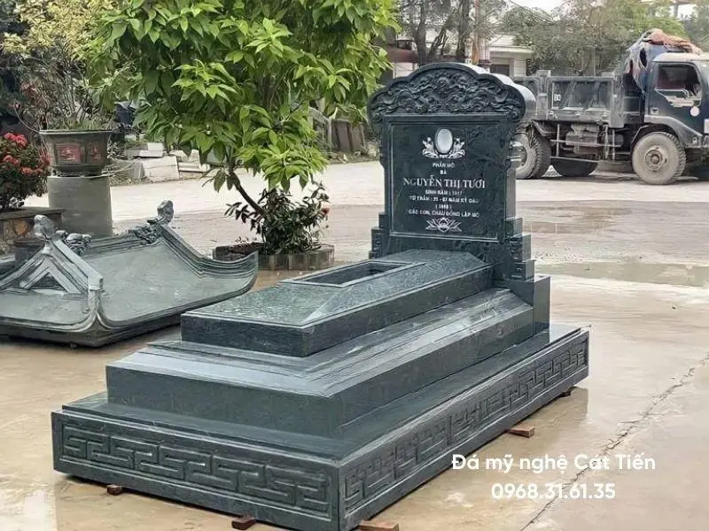 Lựa chọn cơ sở chế tác lăng mộ đá uy tín giúp đảm bảo chất lượng và độ bền công trình