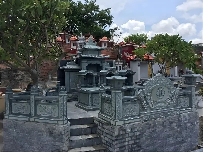 Đá mỹ nghệ Ninh Vân gìn giữ truyền thống chế tác đá với vật liệu chắc chắn và hoa văn sắc nét (Nguồn: Internet)