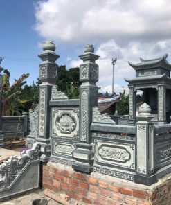 Mẫu cổng lăng mộ tứ trụ đỉnh nụ sen thi công tại Thái Bình - MC5