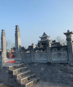 Mẫu cổng lăng mộ trụ biểu vươn cao thi công tại Nam Định - MC11
