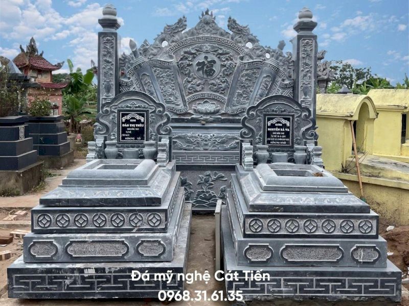 Xây mộ đá có thể duy trì độ bền, tính thẩm mỹ và phong thủy nhờ việc sử dụng đá tự nhiên nguyên khối 100%