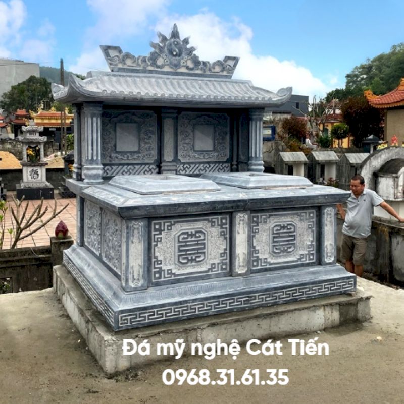 Đá mỹ nghệ Cát Tiến là đơn vị chuyên thiết kế và thi công trọn gói lăng mộ đá nguyên khối uy tín tại Ninh Bình
