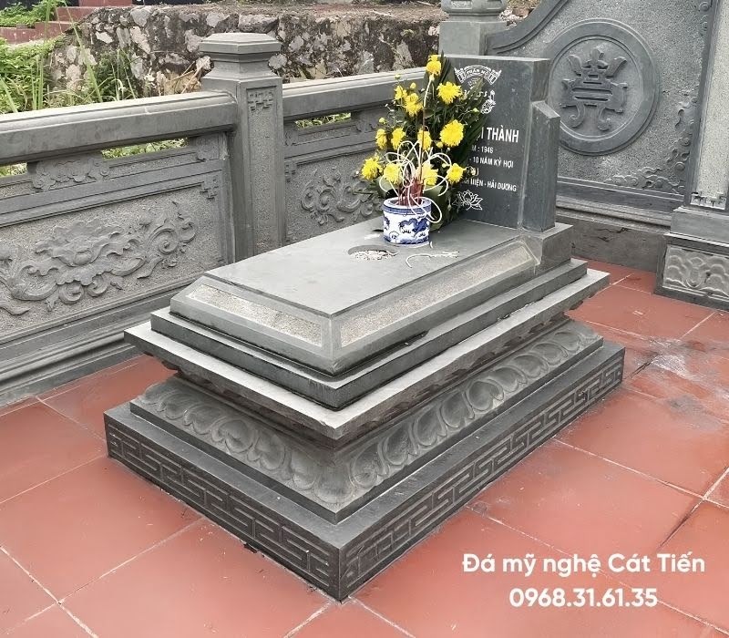 Mẫu mộ đá tam cấp xanh rêu đơn giản đẹp giá 9.500.000 VNĐ