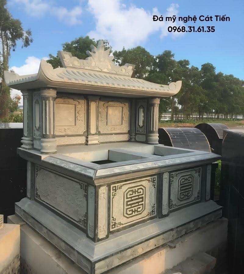 Mẫu mộ đôi đá xanh rêu 1 mái kích thước 127cm x 167cm giá 85.000.000 VNĐ
