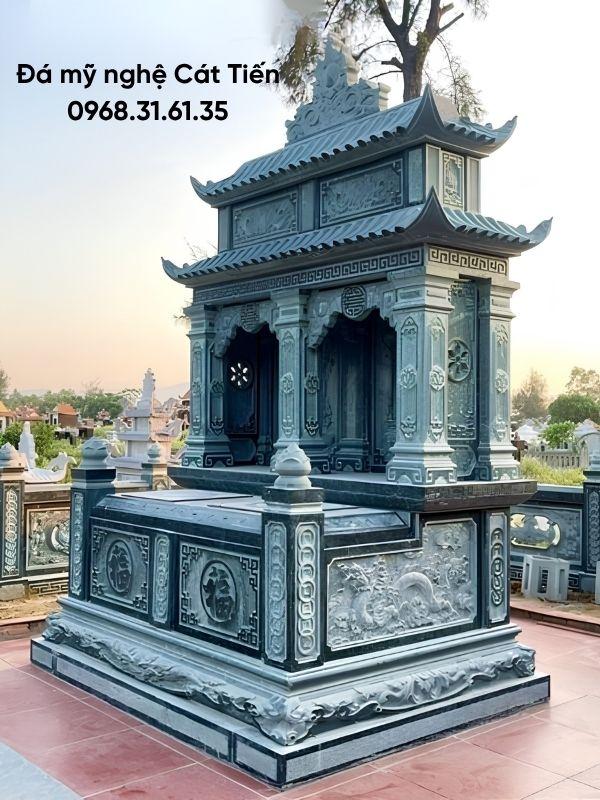 Mẫu mộ đá đôi xanh rêu đậm 2 mái hoa văn rồng kích thước 167cm x 197cm giá 24 triệu.