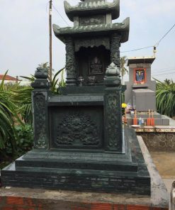 Mộ đá xanh nguyên khối