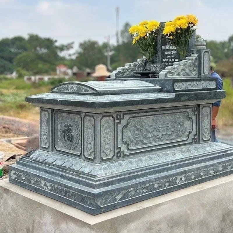 mộ đá xanh rêu đẹp