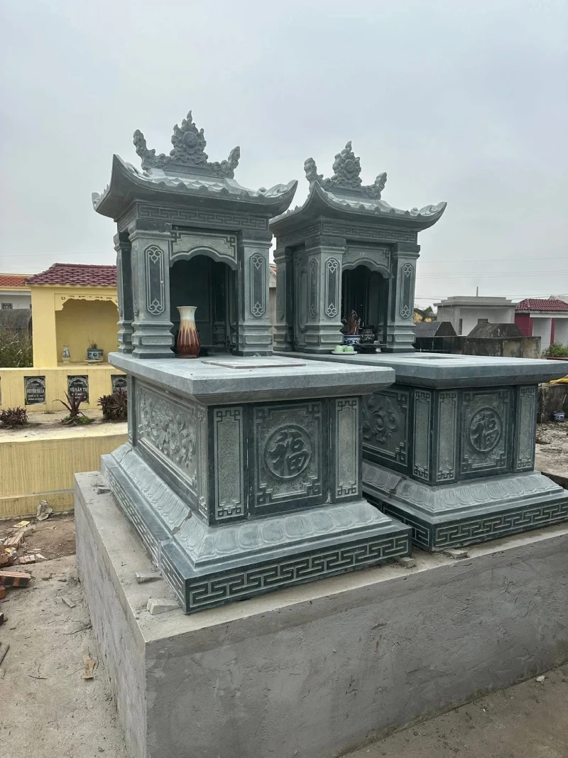 mộ đá xanh