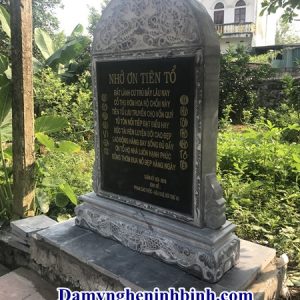 Mẫu bia mộ đá tự nhiên đẹp 42