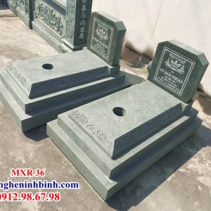 Lăng mộ đá bành nguyên khối tam cấp xanh rêu đơn giản 36
