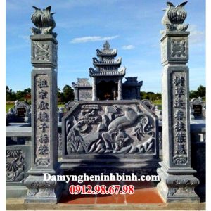 Câu đối cột cổng khu lăng mộ
